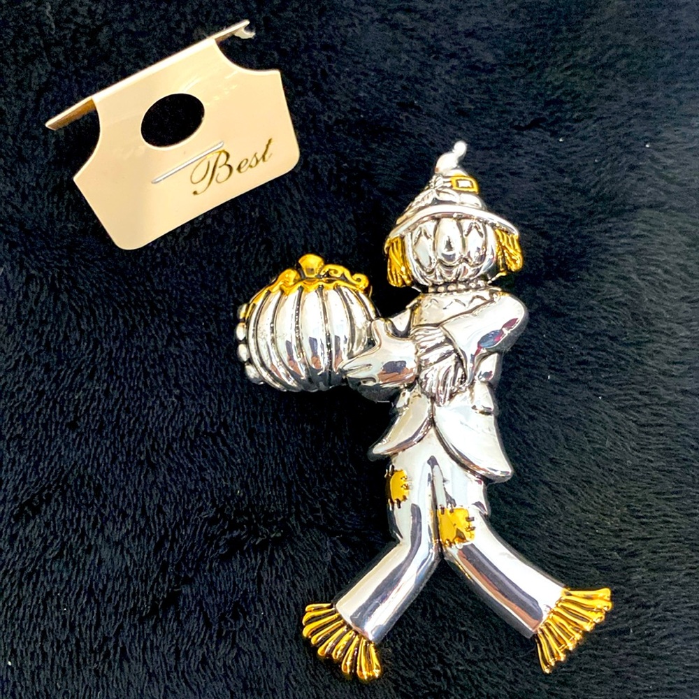 NWT Scarecrow with Pumpkin Brooch and Pendant by Best Jewelry , Stamped